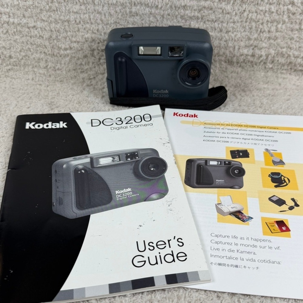 Kodak DC3200 Digital Camera Blue Vintage Y2K Digicam with 16MB CF Card & Manual